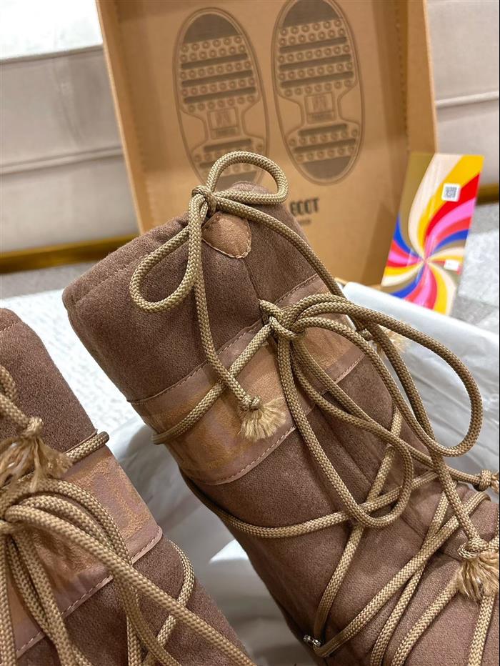 2025112816434927 310